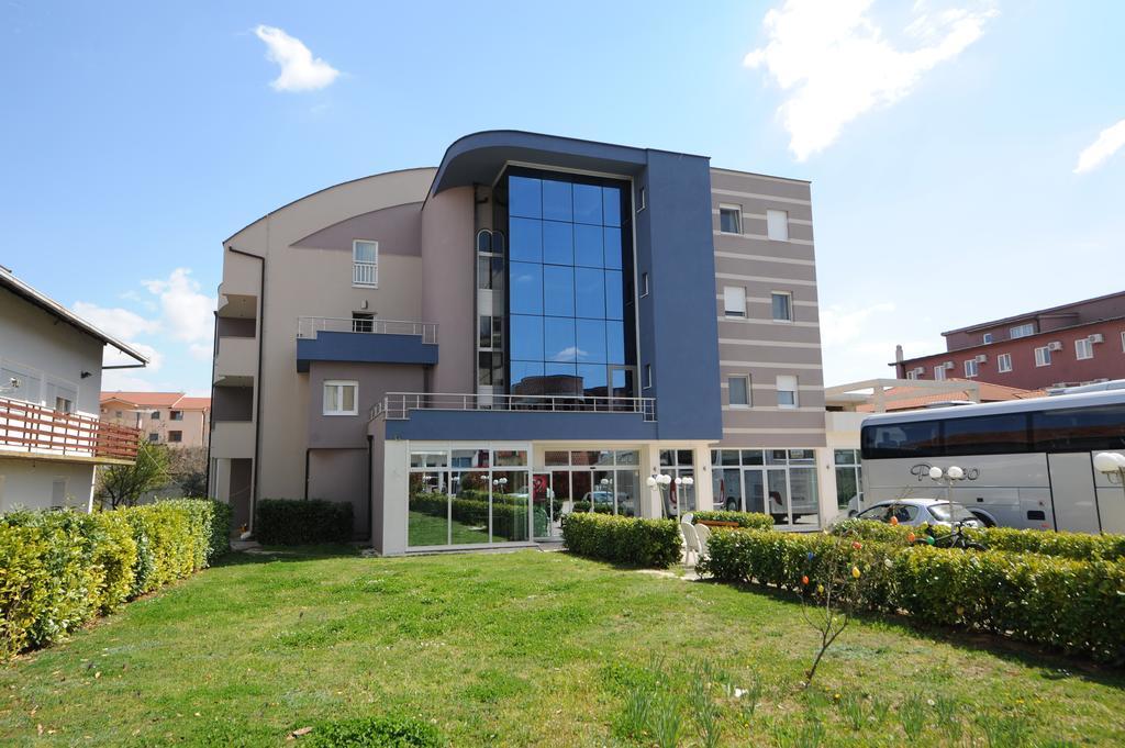 Hotel Rosabel Međugorje Zewnętrze zdjęcie